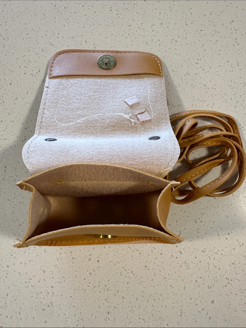 Hello Kitty Lt.Brown Mini Handbag/Crossbody with Pink Bow Hello Kitty Face, NWT